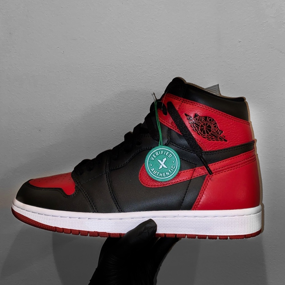 Jordan 1 retro bred “banned” RARE